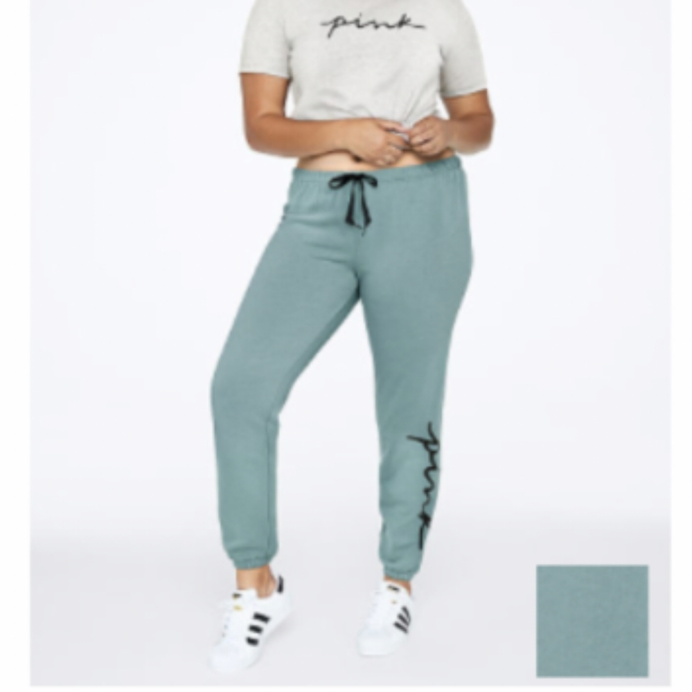 PINK Campus Jogger Size Large